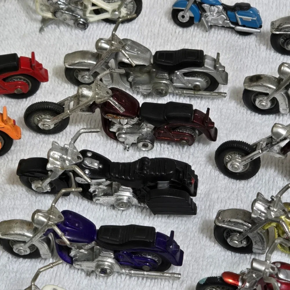 Lot of 22 Harley-Davidson Maisto Matchbox Diecast‎ Motorcycles #50 1980s / 90s